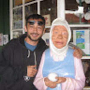 Meet your Posher, Yonder